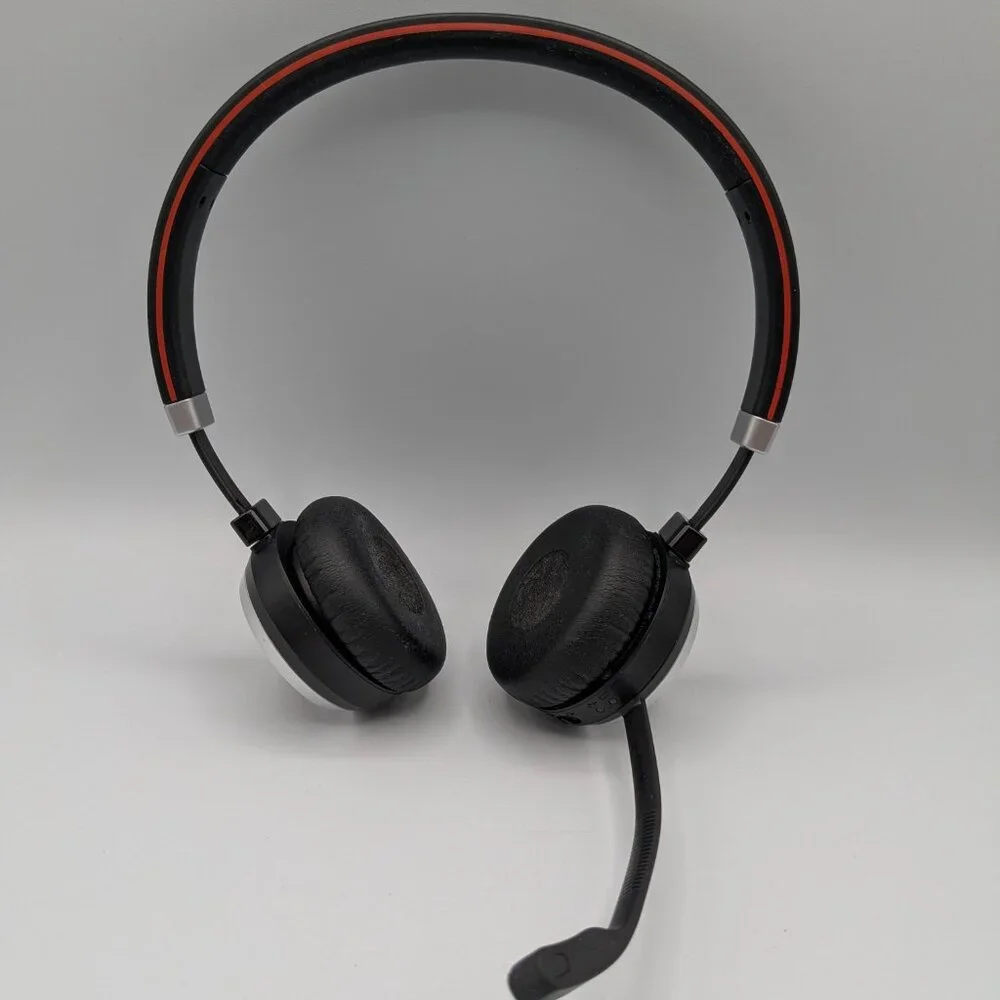 Jabra Evolve 65 MS Wireless Stereo Headset with USB Adapter and Charging Cord
